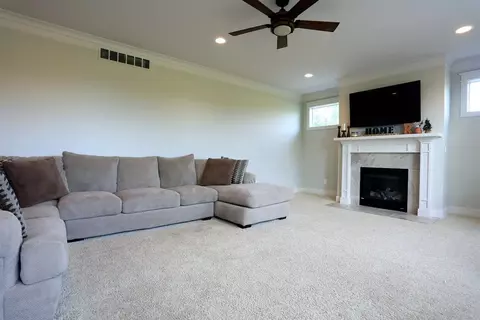 1074 Judd, Saline, MI 48176 photo 7