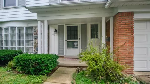 3224 Farmbrook Ct, Ann Arbor, MI 48108 photo 4