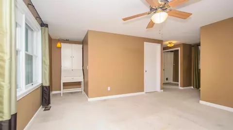 3224 Farmbrook Ct, Ann Arbor, MI 48108 photo 41