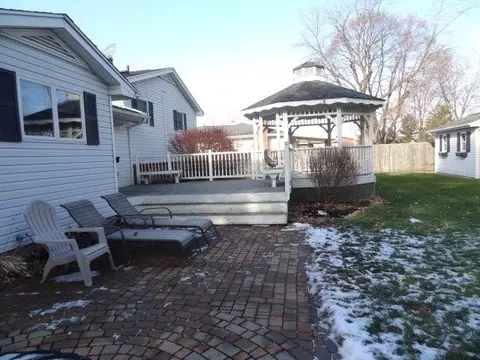 6929 Coachlite Dr, Tecumseh, MI 49286 photo 31