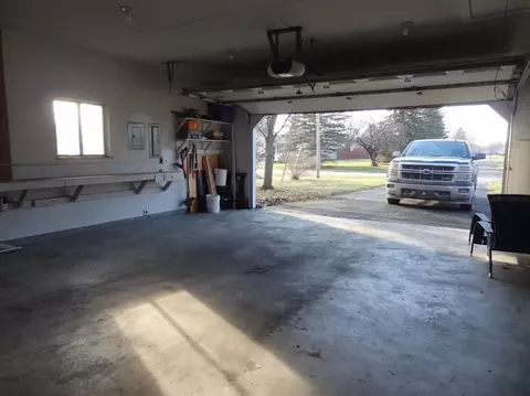 6929 Coachlite Dr, Tecumseh, MI 49286 photo 34