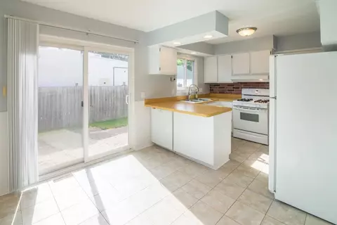 2830 Marshall St, Ann Arbor, MI 48108 photo 8
