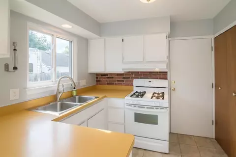 2830 Marshall St, Ann Arbor, MI 48108 photo 11