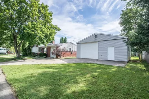 2830 Marshall St, Ann Arbor, MI 48108 photo 2