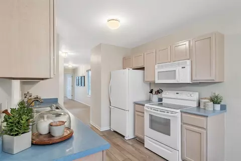 420 Lancaster Ct, Saline, MI 48176 photo 21