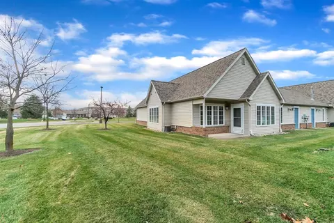 420 Lancaster Ct, Saline, MI 48176 photo 47