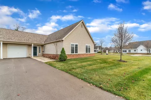 420 Lancaster Ct, Saline, MI 48176 photo 3