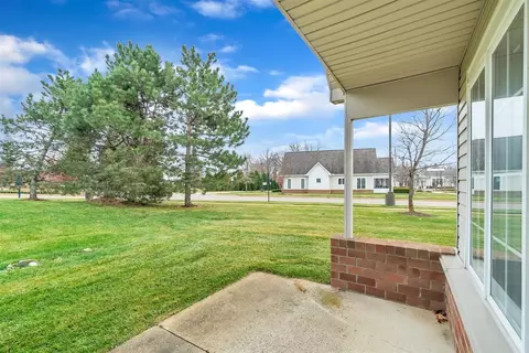 420 Lancaster Ct, Saline, MI 48176 photo 43