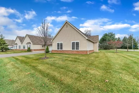 420 Lancaster Ct, Saline, MI 48176 photo 2
