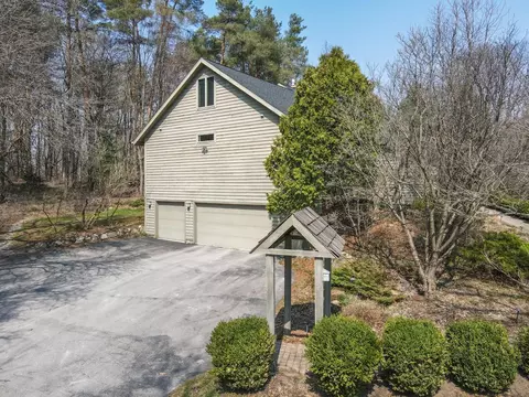 3828 E Pineview Dr, Dexter, MI 48130 photo 56