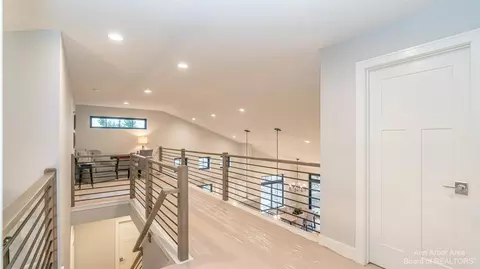 41 Gallery Pointe Dr, Saline, MI 48176 photo 21