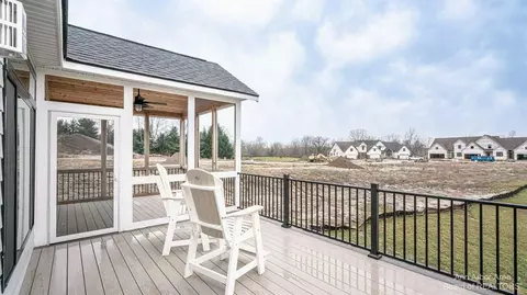 41 Gallery Pointe Dr, Saline, MI 48176 photo 40