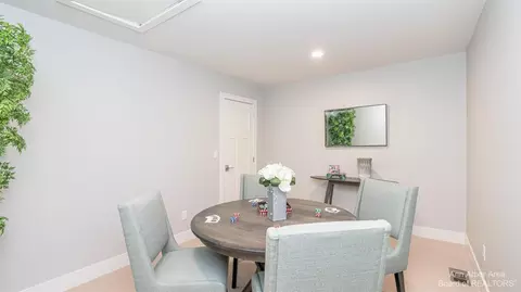 41 Gallery Pointe Dr, Saline, MI 48176 photo 27