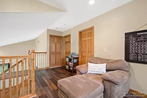 265 Warner Pl, Saline, MI 48176 photo 29