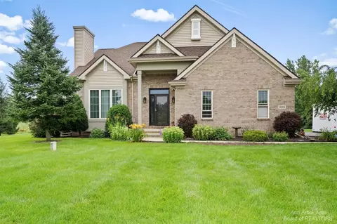 265 Warner Pl, Saline, MI 48176 photo 4