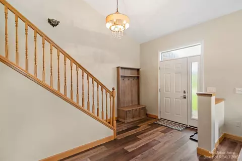265 Warner Pl, Saline, MI 48176 photo 10