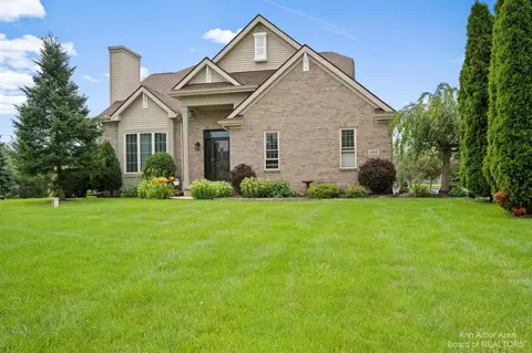 265 Warner Pl, Saline, MI 48176 photo 38