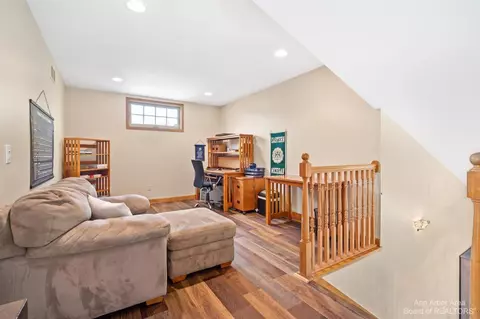 265 Warner Pl, Saline, MI 48176 photo 28