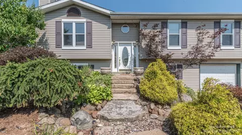 2992 Henry Rd, Jackson, MI 49201 photo 1