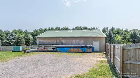 2992 Henry Rd, Jackson, MI 49201 photo 18