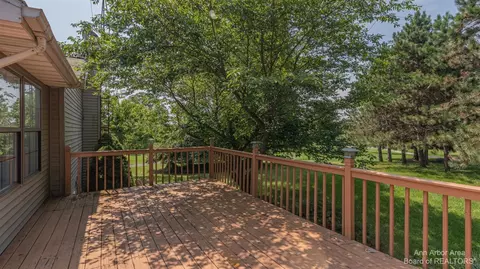 2992 Henry Rd, Jackson, MI 49201 photo 11