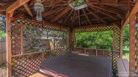 2992 Henry Rd, Jackson, MI 49201 photo 10