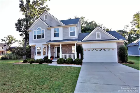 759 Forest Ln, Dundee, MI 48131 photo 1