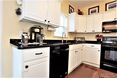 759 Forest Ln, Dundee, MI 48131 photo 14