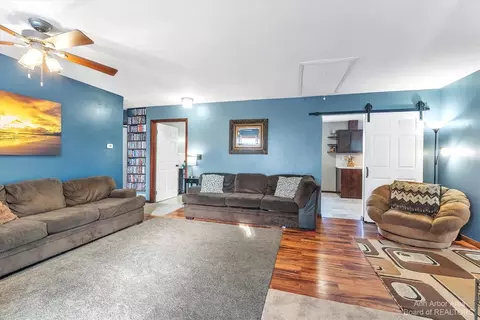 3532 Harding Rd, Jackson, MI 49203 photo 4
