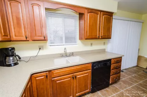 15802 Springhill St, Romulus, MI 48174 photo 16