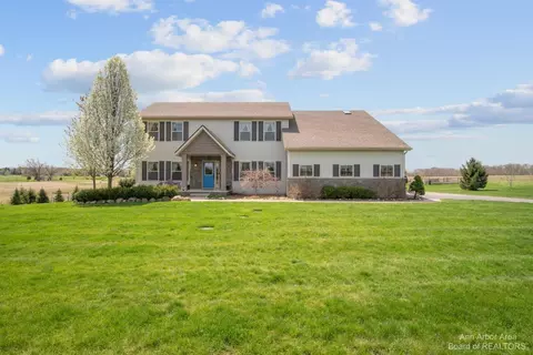 7272 S Pinefield Dr, Dexter, MI 48130 photo 1