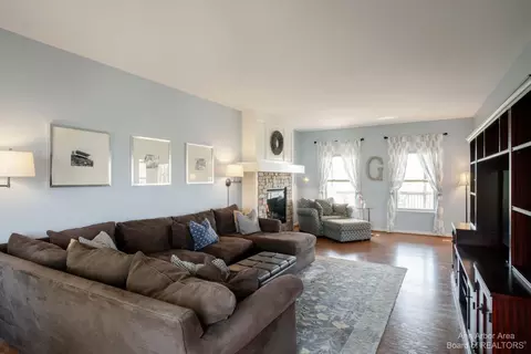 7272 S Pinefield Dr, Dexter, MI 48130 photo 7
