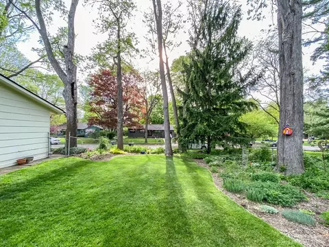 2000 Delafield Dr, Ann Arbor, MI 48105 photo 45