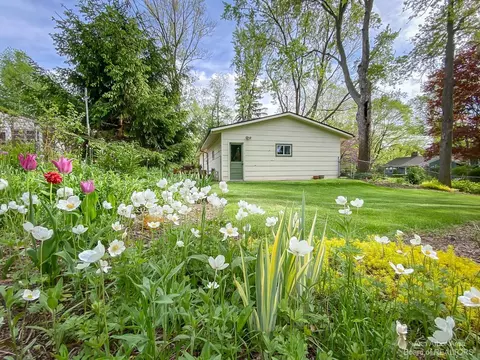 2000 Delafield Dr, Ann Arbor, MI 48105 photo 49