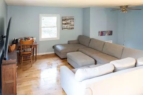 330 E Franklin St, Clinton, MI 49236 photo 9