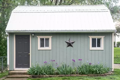 330 E Franklin St, Clinton, MI 49236 photo 41