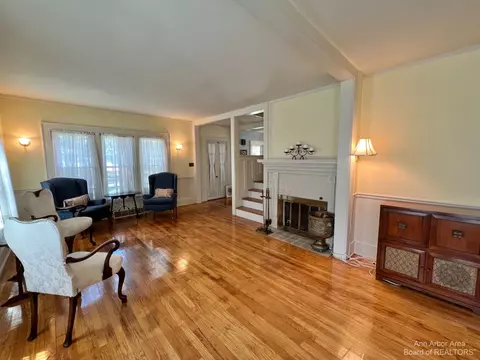 1925 4th St, Jackson, MI 49203 photo 3