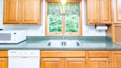 568 Glenwyth, Brighton, MI 48116 photo 37