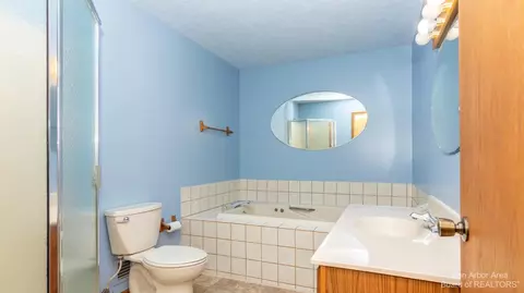 568 Glenwyth, Brighton, MI 48116 photo 8