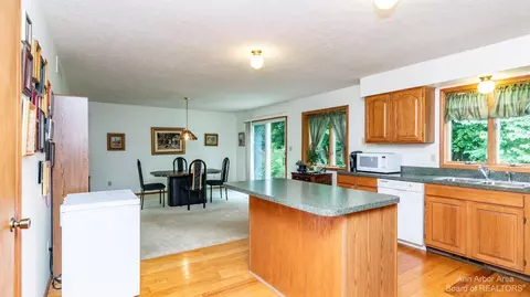 568 Glenwyth, Brighton, MI 48116 photo 35