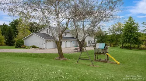 7655 Weber Rd, Saline, MI 48176 photo 46
