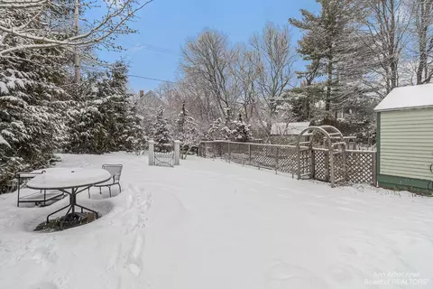 516 Fifth St, Ann Arbor, MI 48103 photo 37