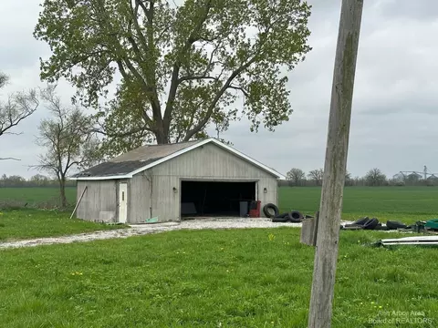 10715 Smith Rd, Britton, MI 49229 photo 6