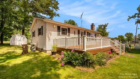 6583 Circle Dr, Harrison, MI 48625 photo 24