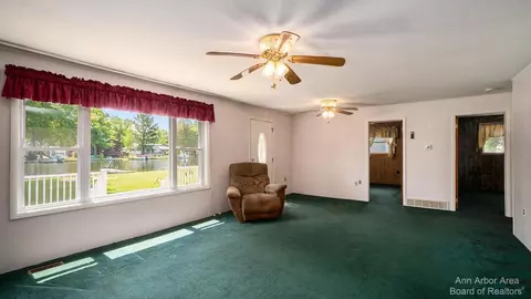 6583 Circle Dr, Harrison, MI 48625 photo 9