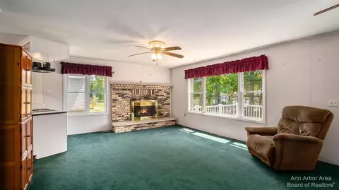6583 Circle Dr, Harrison, MI 48625 photo 8