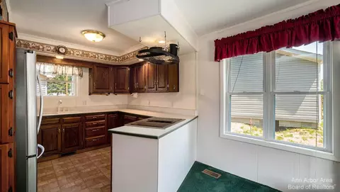 6583 Circle Dr, Harrison, MI 48625 photo 12