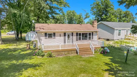 6583 Circle Dr, Harrison, MI 48625 photo 23