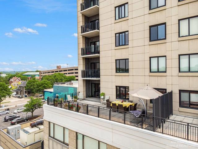 111 N Ashley St #301, Ann Arbor, MI 48104