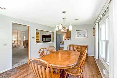 2317 Chesning Ave, Jackson, MI 49202 photo 12